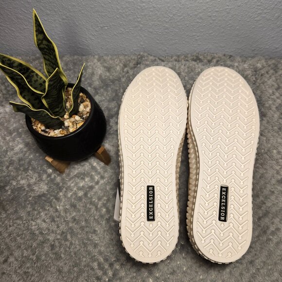 NWT Excelsior Canvas Slip-On Sneakers – Rare Model - Men’s US 7 / Women’s US 8.5 - Picture 6 of 10